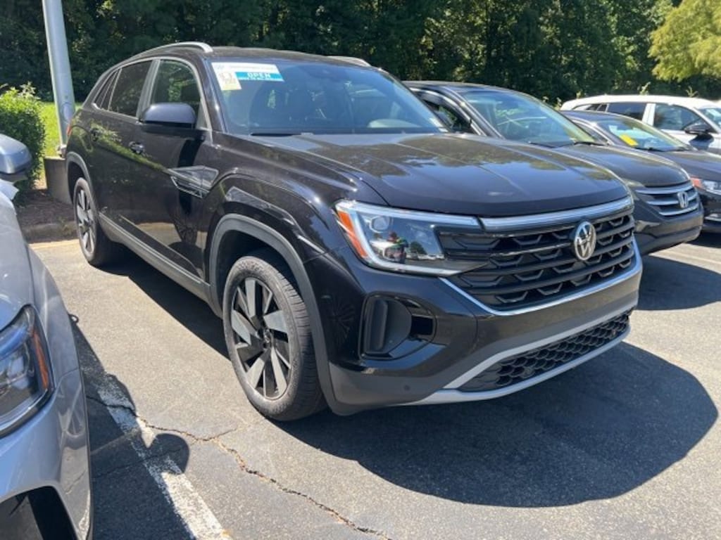 Certified 2024 Volkswagen Atlas Cross Sport 2.0T SE w/Technology SUV