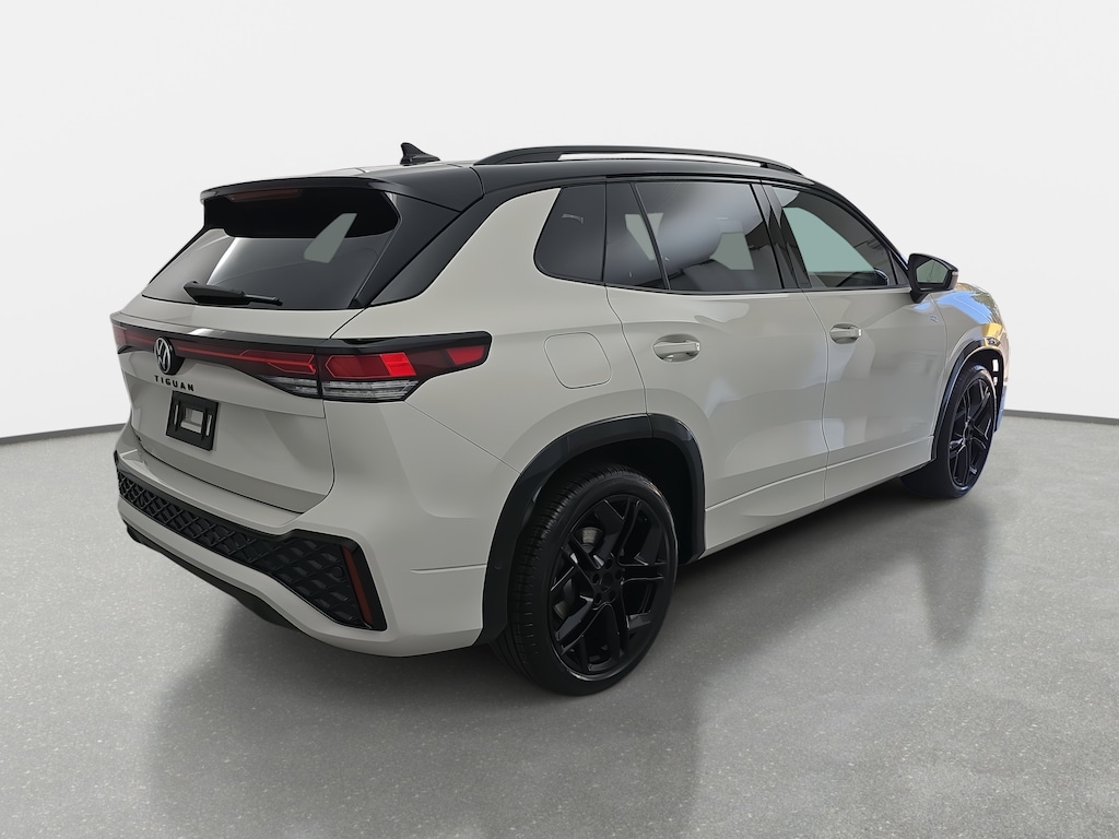 New 2026 Volkswagen Tiguan 2.0T SE SUV