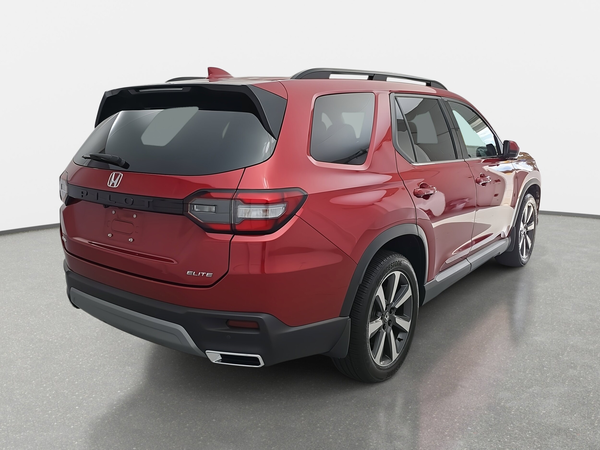 2023 Honda Pilot Elite photo 3