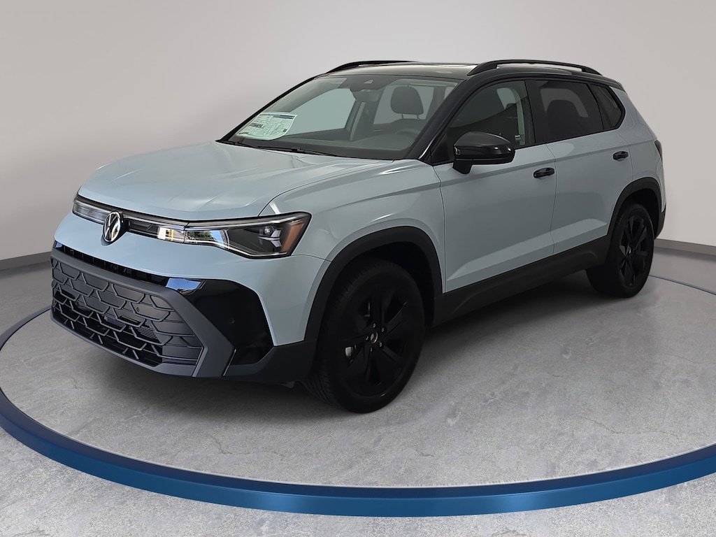 New 2026 Volkswagen Taos 1.5T SE Black SUV