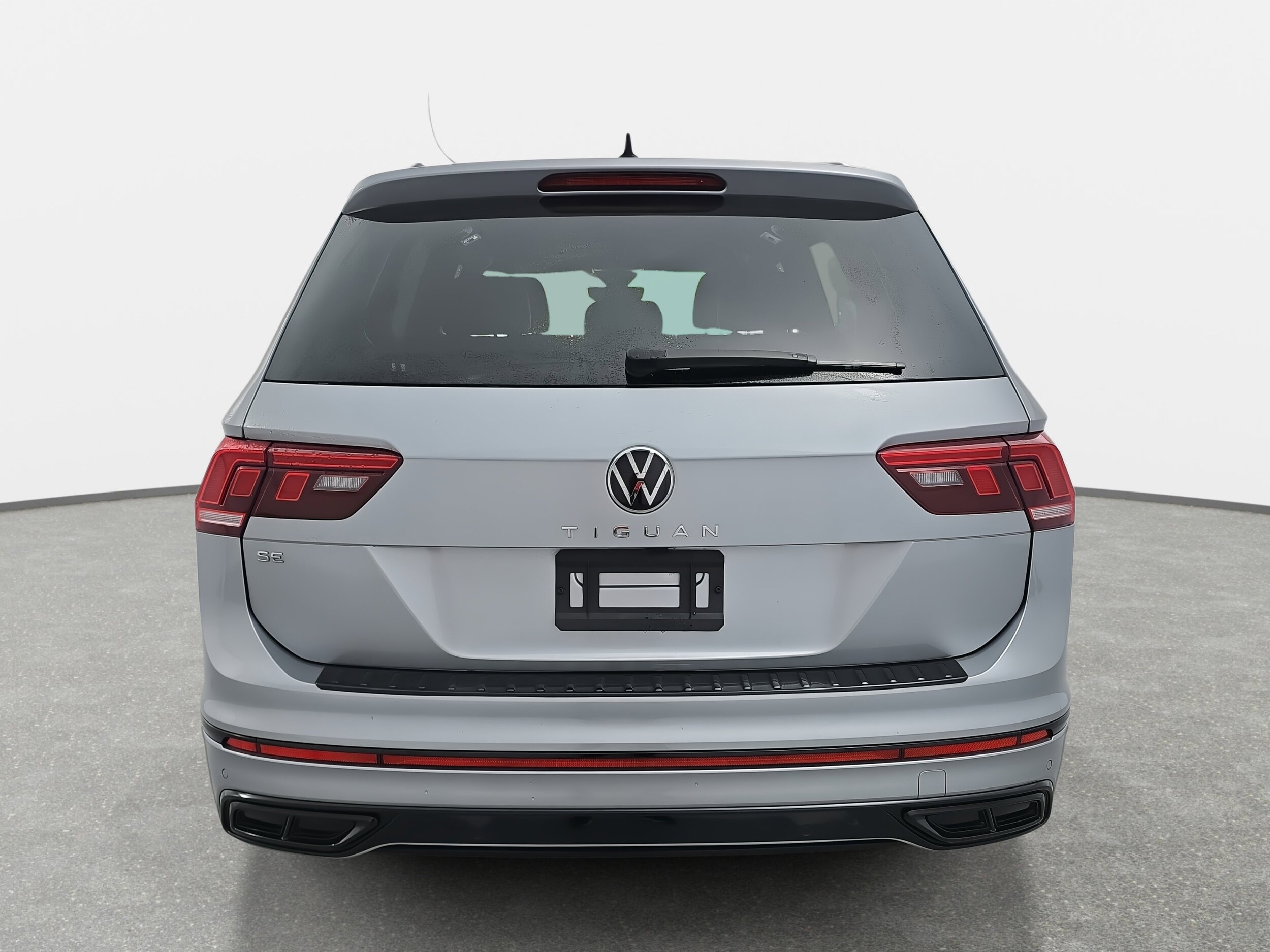 2023 Volkswagen Tiguan SE R-Line Black photo 4