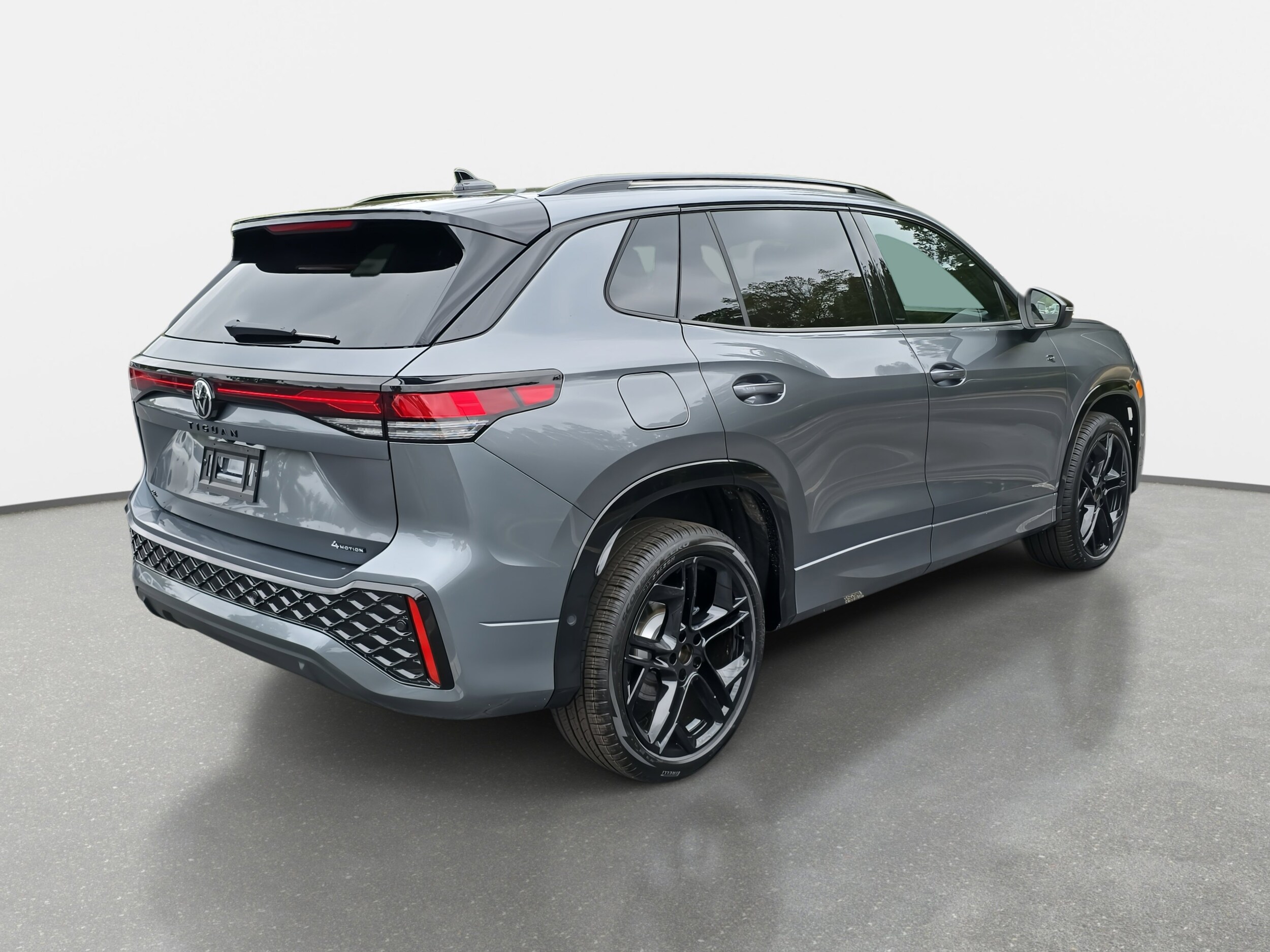 2025 Volkswagen Tiguan SE R-Line Black photo 3