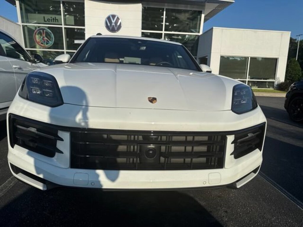 Used 2025 Porsche Cayenne SUV