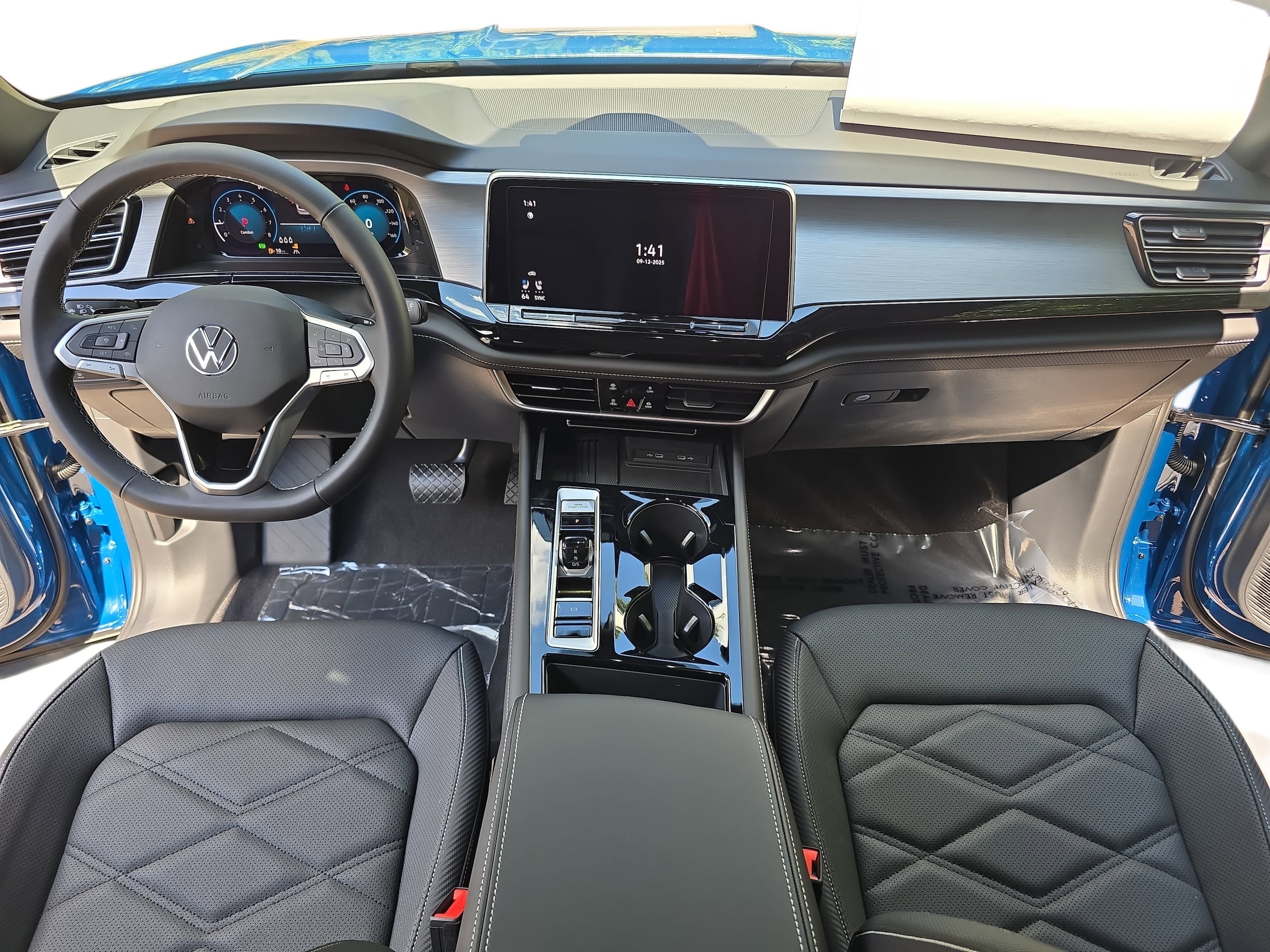 2026 Volkswagen Atlas Cross Sport SE w/Tech - Photo 9
