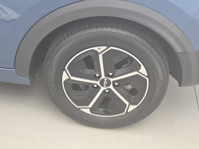 2023 Kia Niro EX - Photo 31