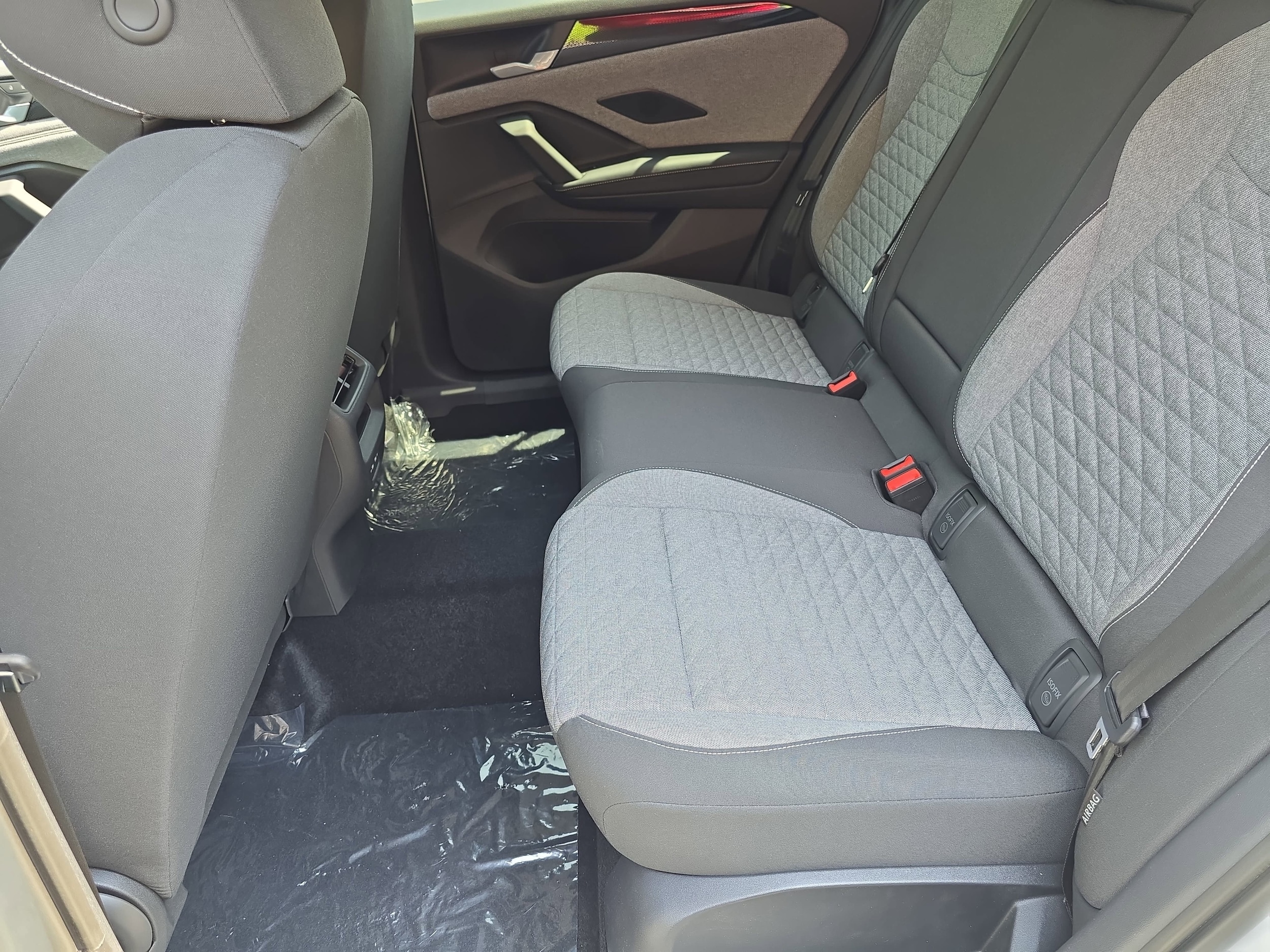 2025 Volkswagen Tiguan S - Photo 13