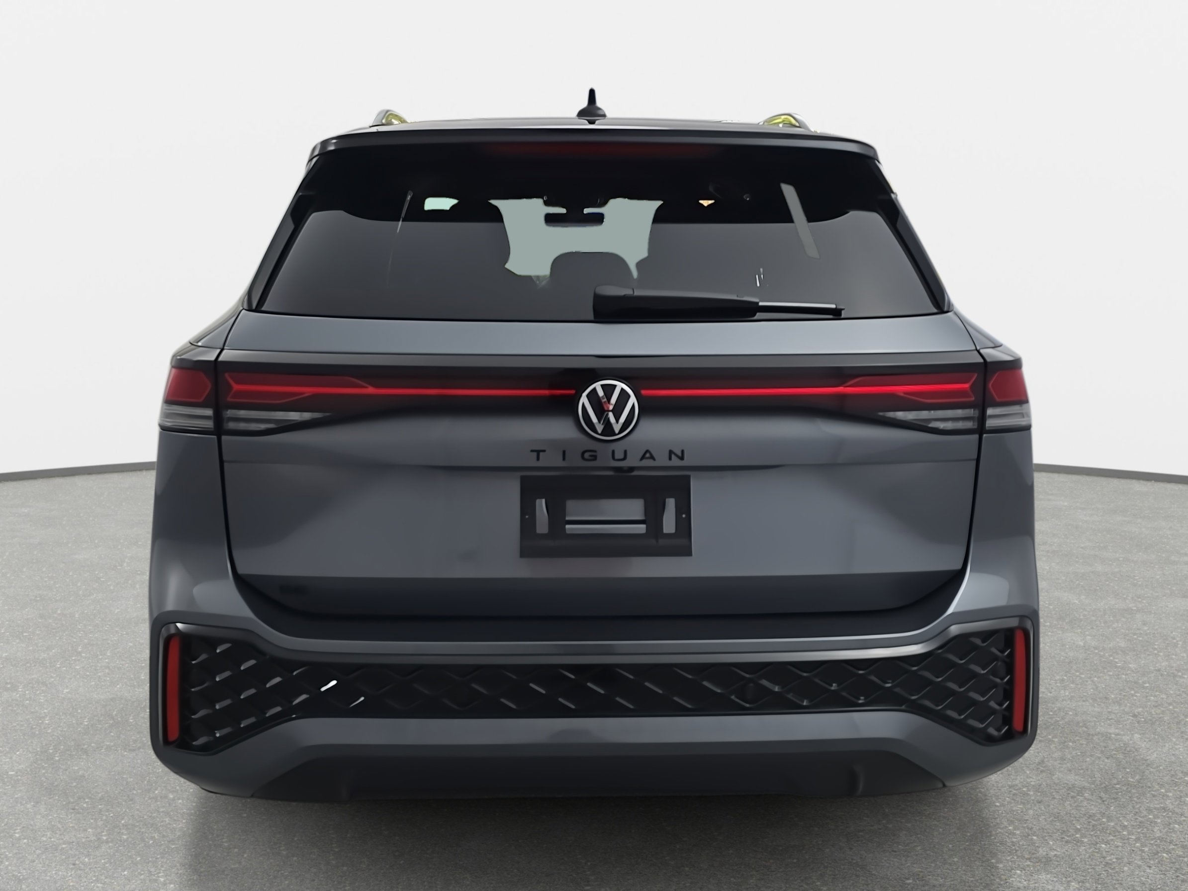 2026 Volkswagen Tiguan SE R-Line Black photo 4