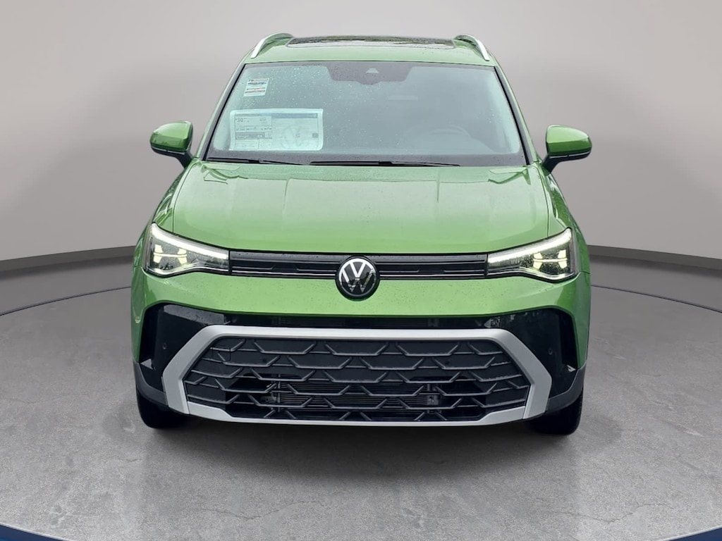 New 2027 Volkswagen Taos 1.5T SE SUV