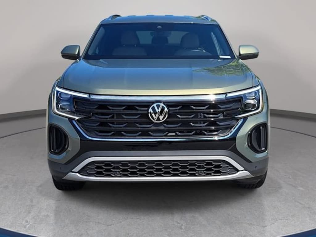 New 2026 Volkswagen Atlas Cross Sport 2.0T SE w/Technology SUV