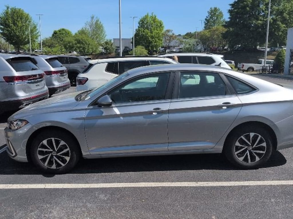 Used 2025 Volkswagen Jetta 1.5T S Sedan