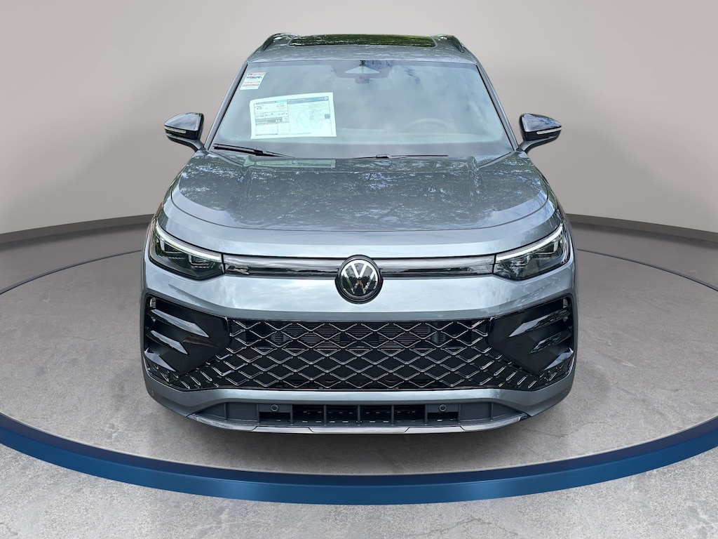 New 2026 Volkswagen Tiguan SE R-Line Black SUV