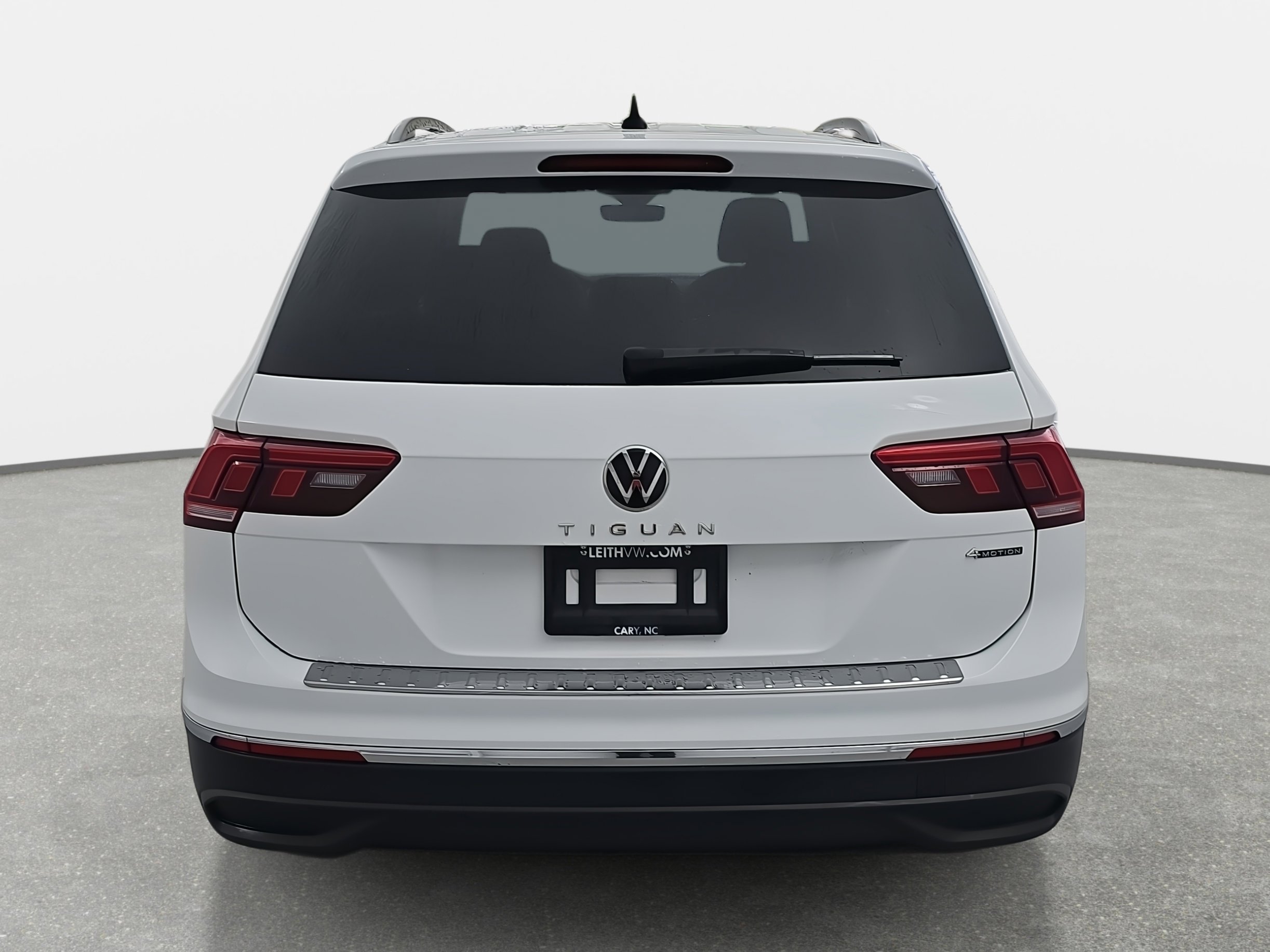2024 Volkswagen Tiguan S photo 2