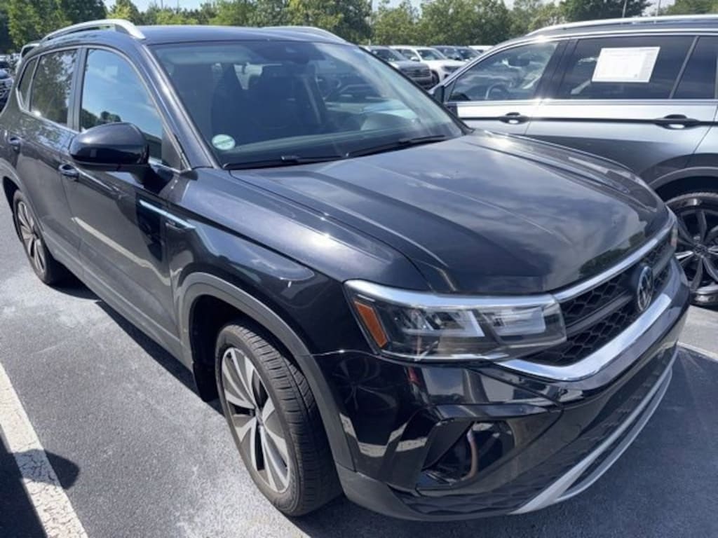 Used 2023 Volkswagen Taos 1.5T SE SUV