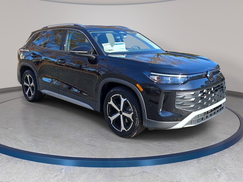 New 2026 Volkswagen Tiguan 2.0T SE SUV