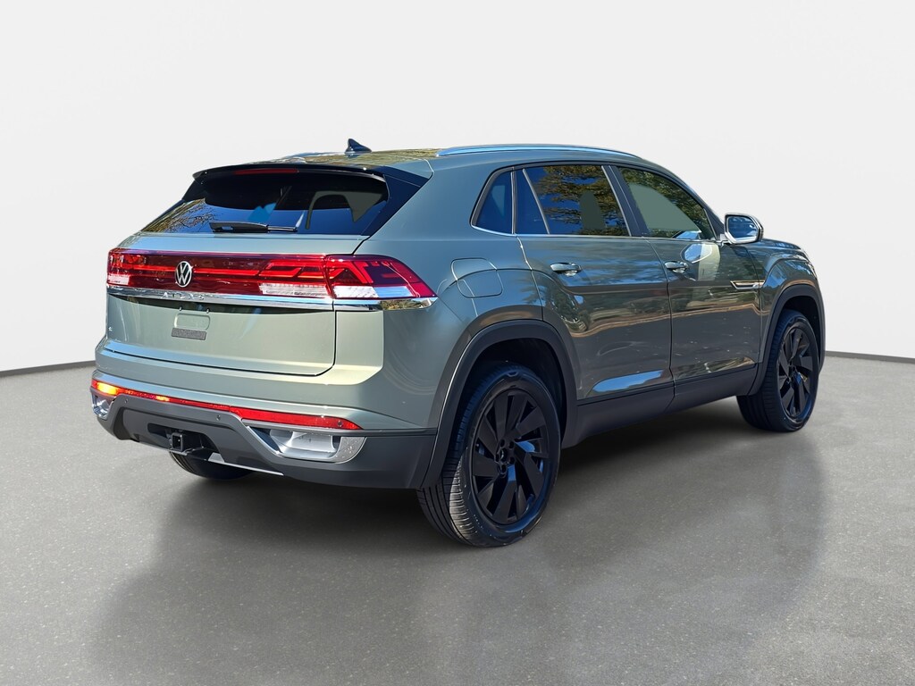 New 2026 Volkswagen Atlas Cross Sport 2.0T SE w/Technology SUV
