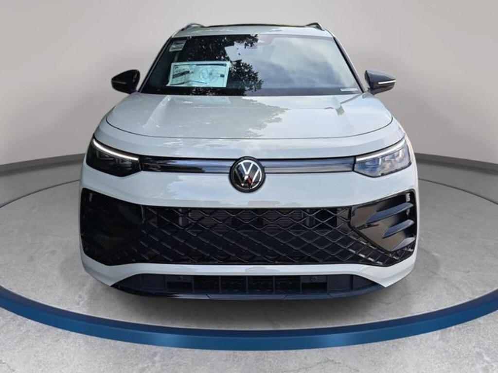 New 2026 Volkswagen Tiguan SE R-Line Black SUV