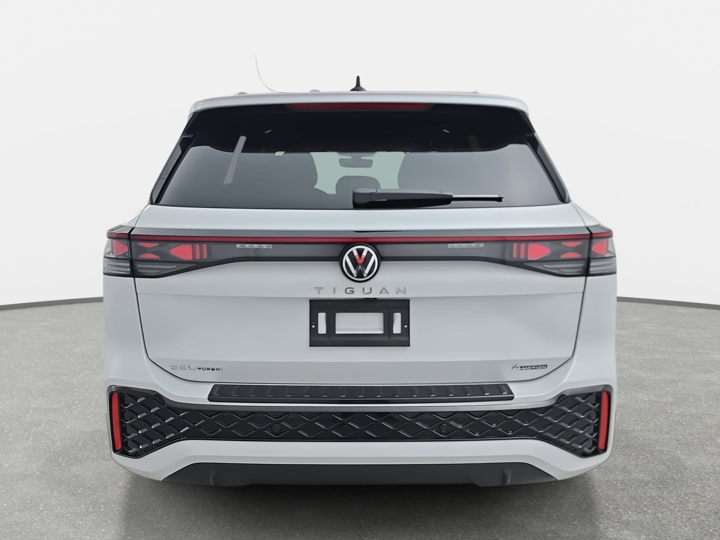 2026 Volkswagen Tiguan SEL R-Line photo 4