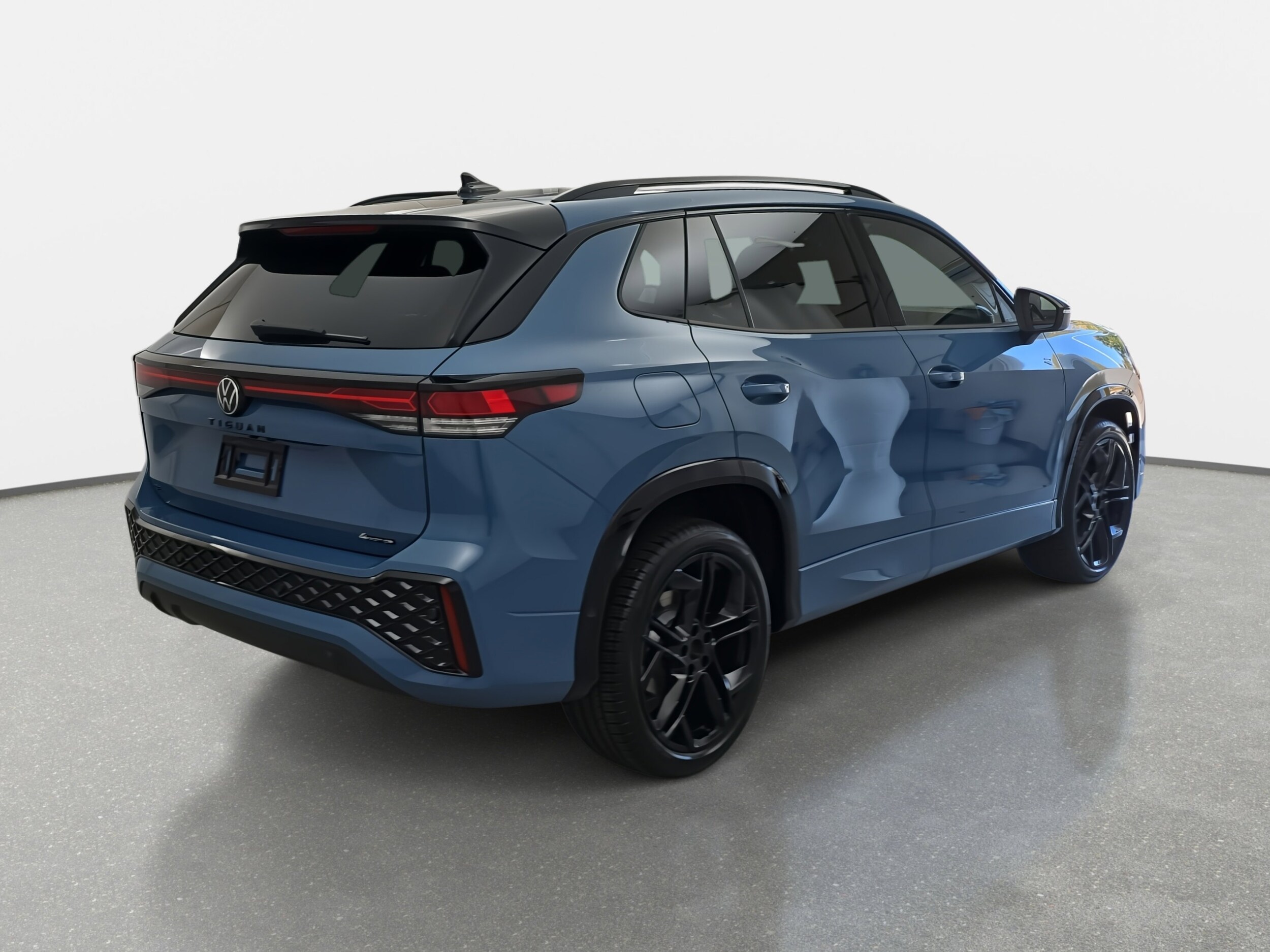 2026 Volkswagen Tiguan SE R-Line Black photo 3