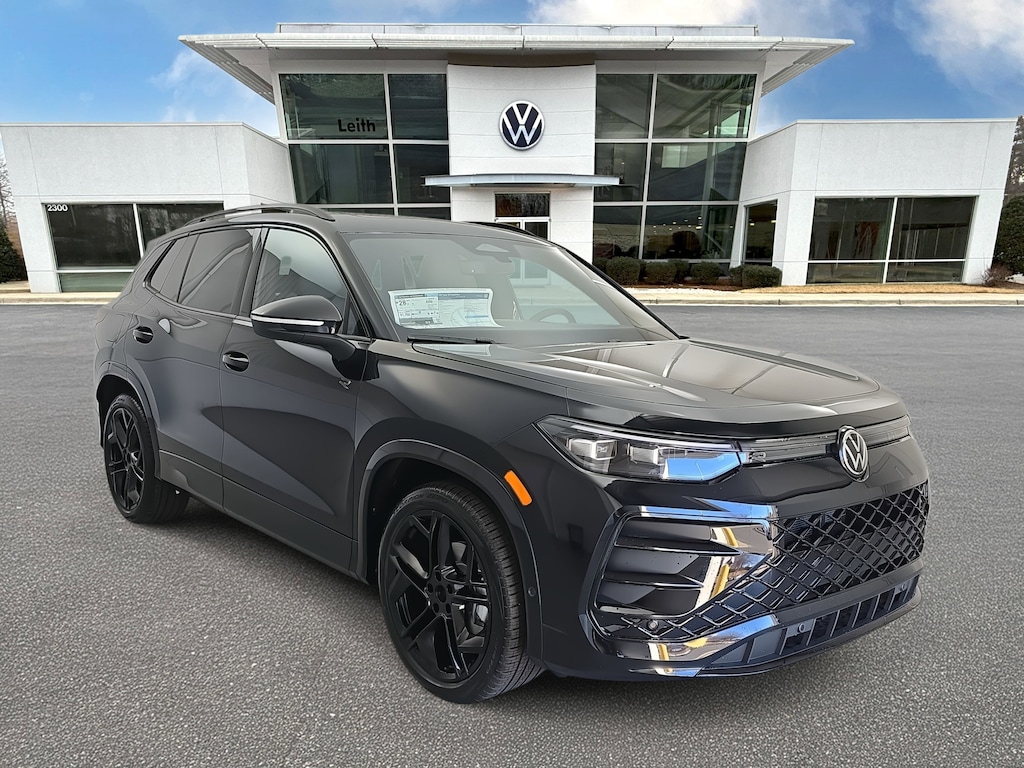 New 2026 Volkswagen Tiguan 2.0T SE R-Line Black SUV