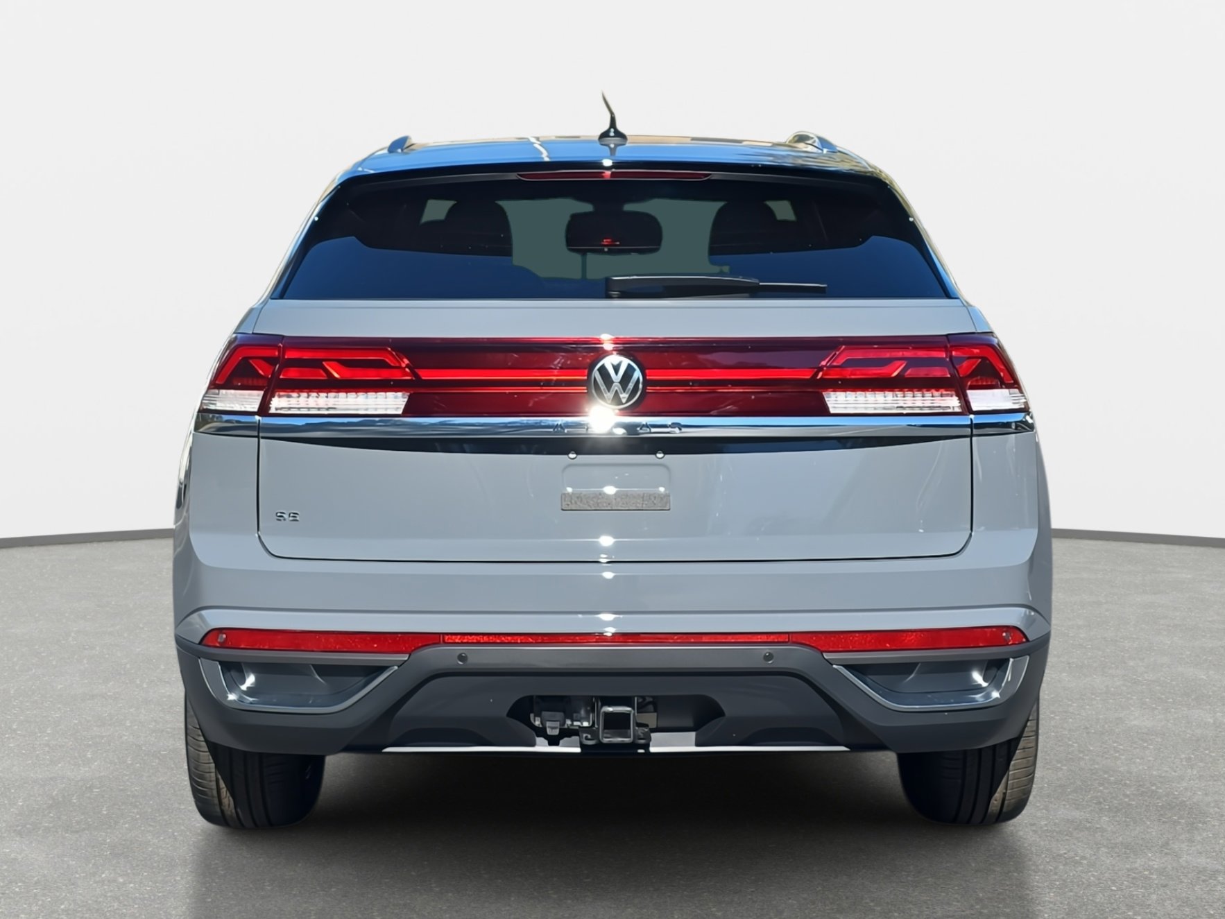 2026 Volkswagen Atlas Cross Sport SE Technology photo 3