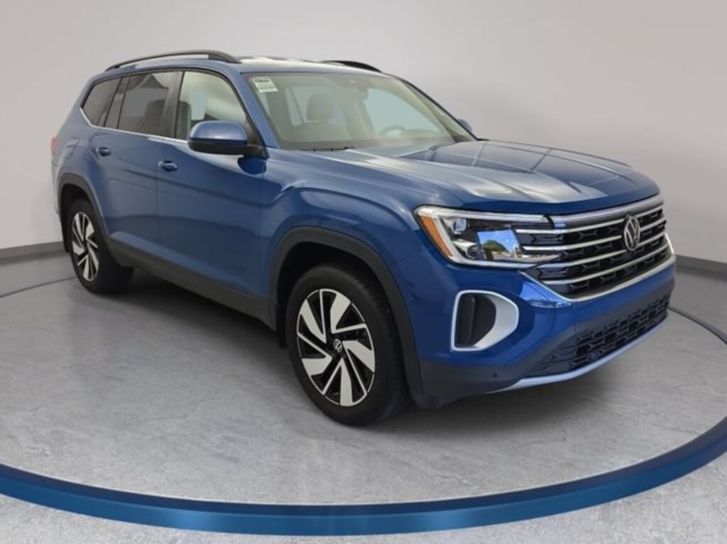 Used 2025 Volkswagen Atlas 2.0T SE w/Technology SUV