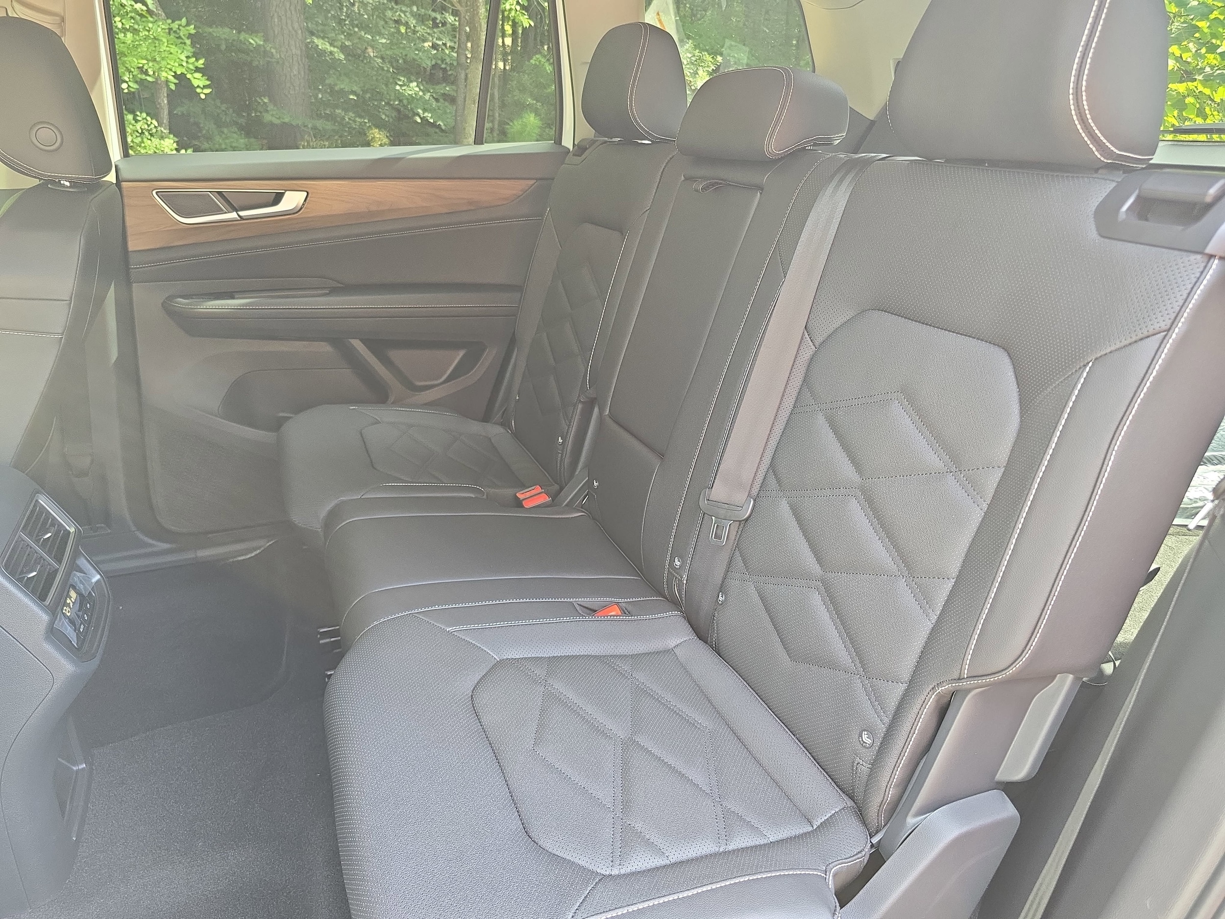 2026 Volkswagen Atlas SE - Photo 14