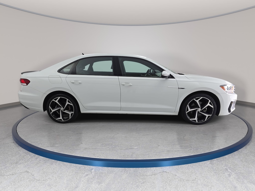 Used 2021 Volkswagen Passat 2.0T R-Line Sedan