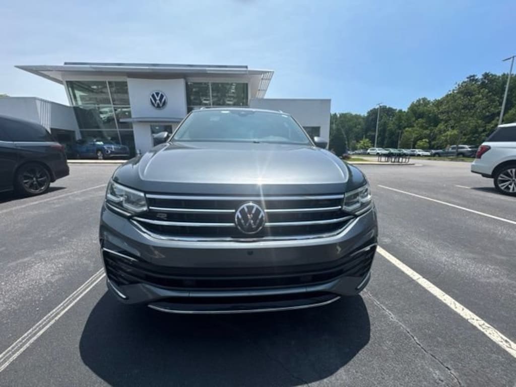 Used 2022 Volkswagen Tiguan 2.0T SEL R-Line SUV