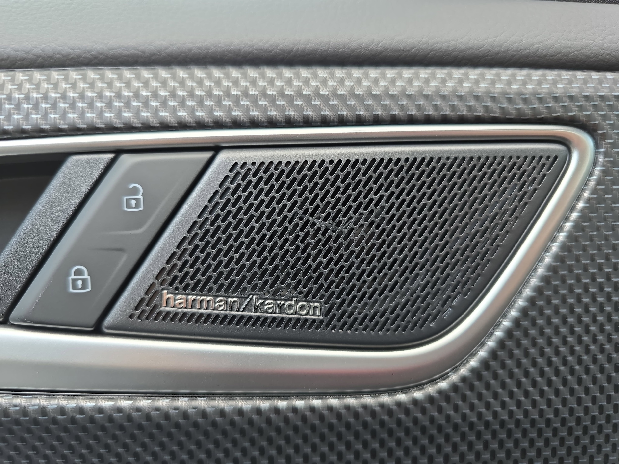 2026 Volkswagen Atlas Cross Sport SEL Premium R-LINE - Photo 29