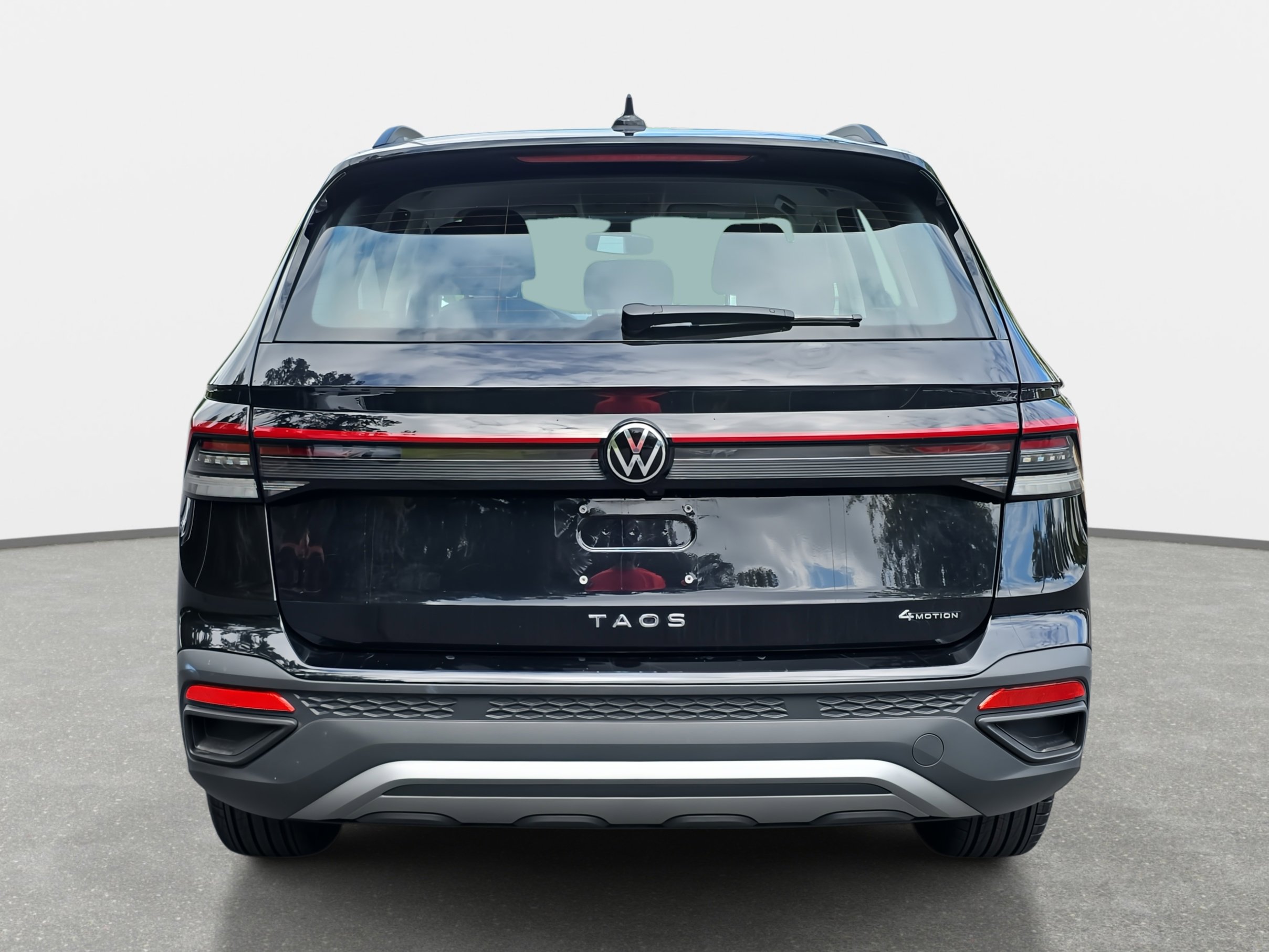 2025 Volkswagen Taos S photo 4