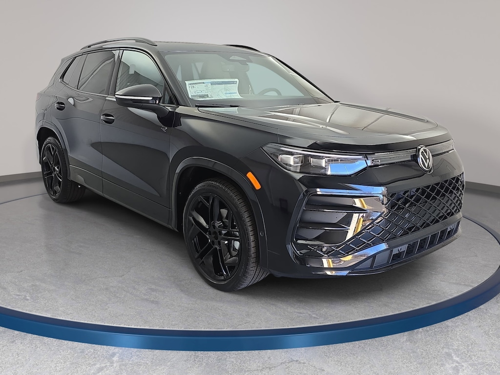 New 2026 Volkswagen Tiguan 2.0T SE R-Line Black SUV