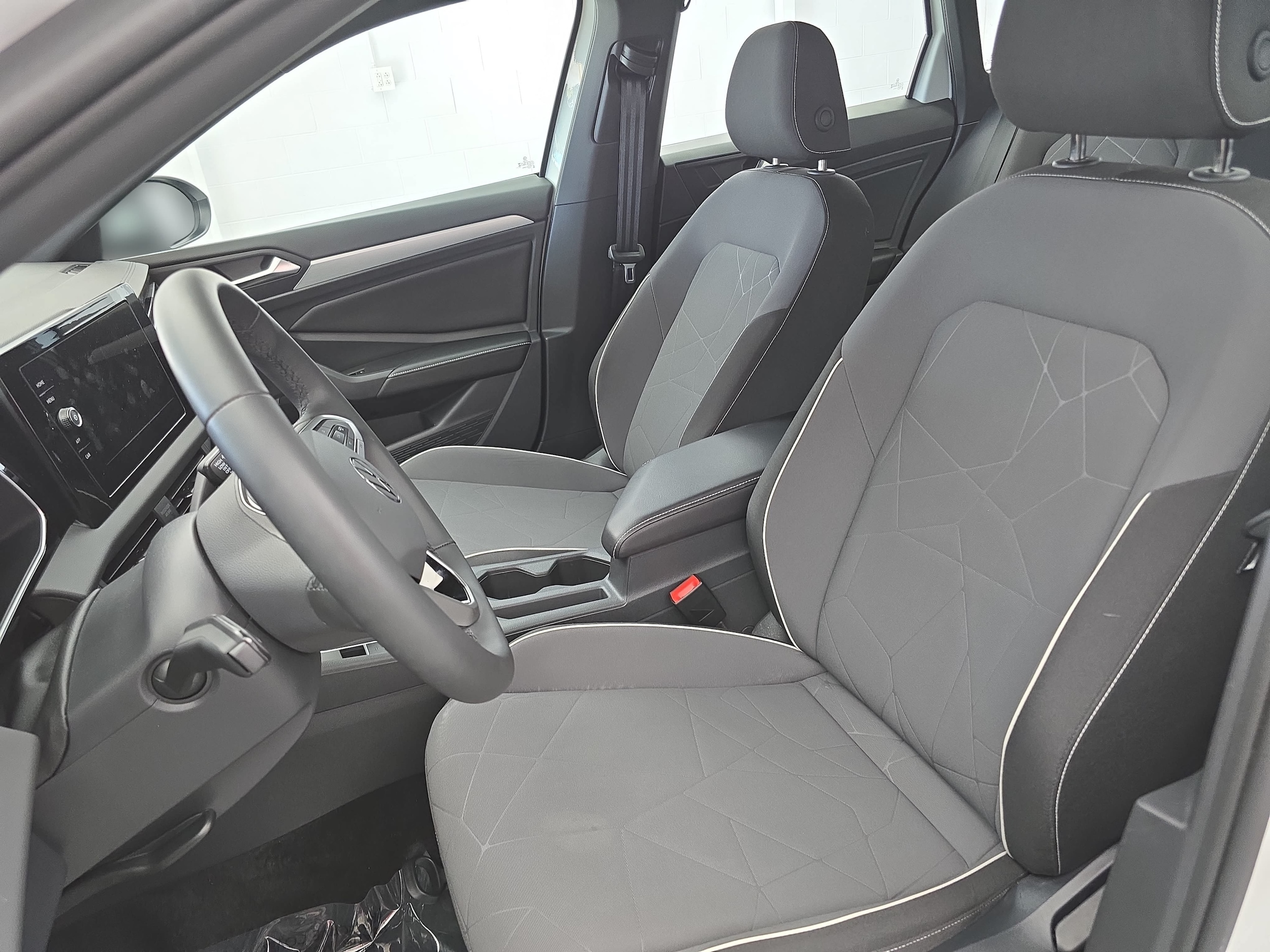 2026 Volkswagen Jetta Sport - Photo 14