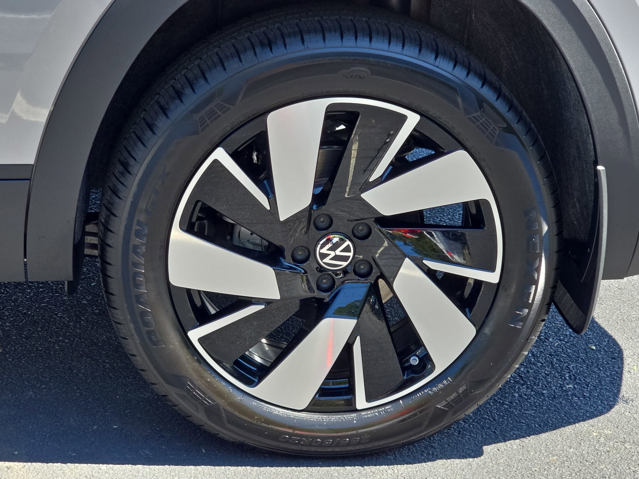 2026 Volkswagen Atlas Cross Sport SE w/Tech - Photo 33