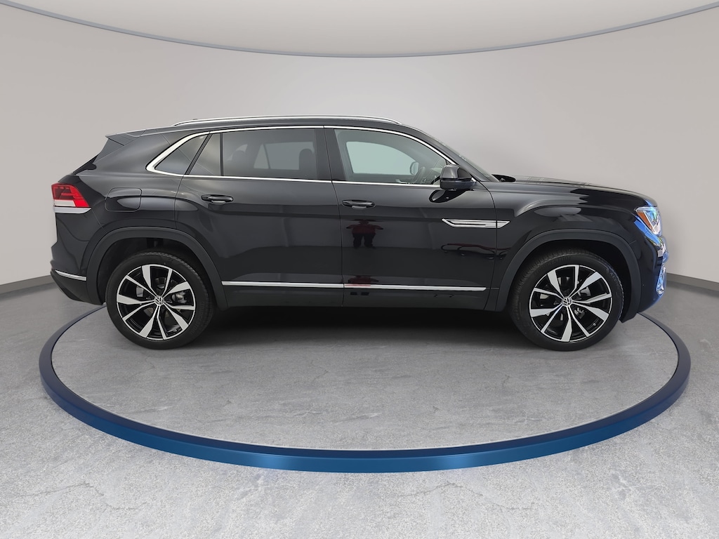 New 2026 Volkswagen Atlas Cross Sport SEL Premium R-Line SUV