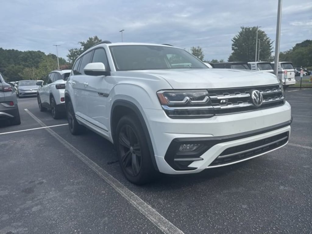 Used 2020 Volkswagen Atlas 3.6L V6 SE w/Technology R-Line 4MOTION SUV