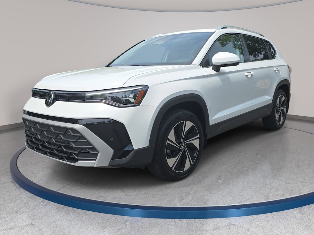Certified 2025 Volkswagen Taos 1.5T SE SUV