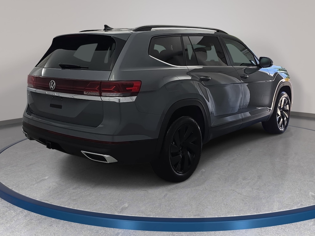 New 2026 Volkswagen Atlas SE w/Technology SUV