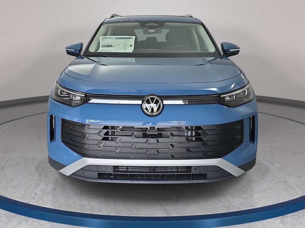 New 2026 Volkswagen Tiguan 2.0T SE SUV