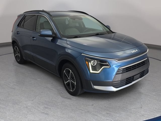 2023 Kia Niro EX - Photo 3