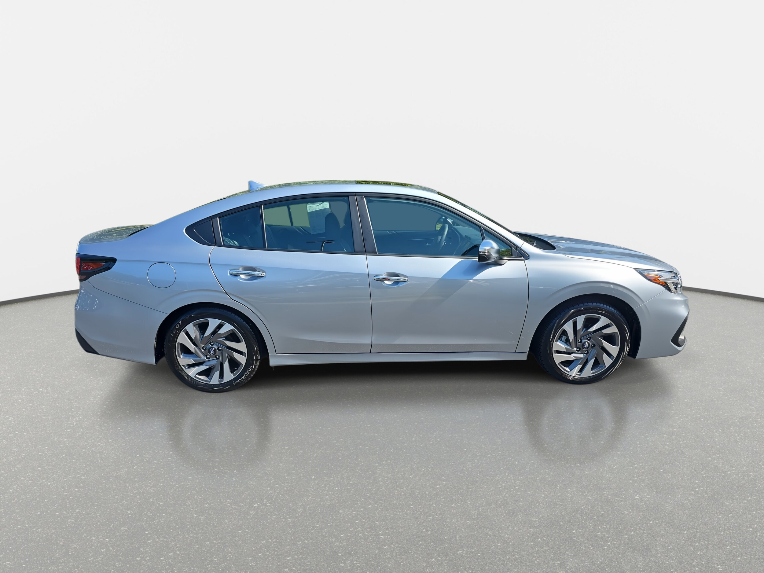 2024 Subaru Legacy Touring XT photo 2