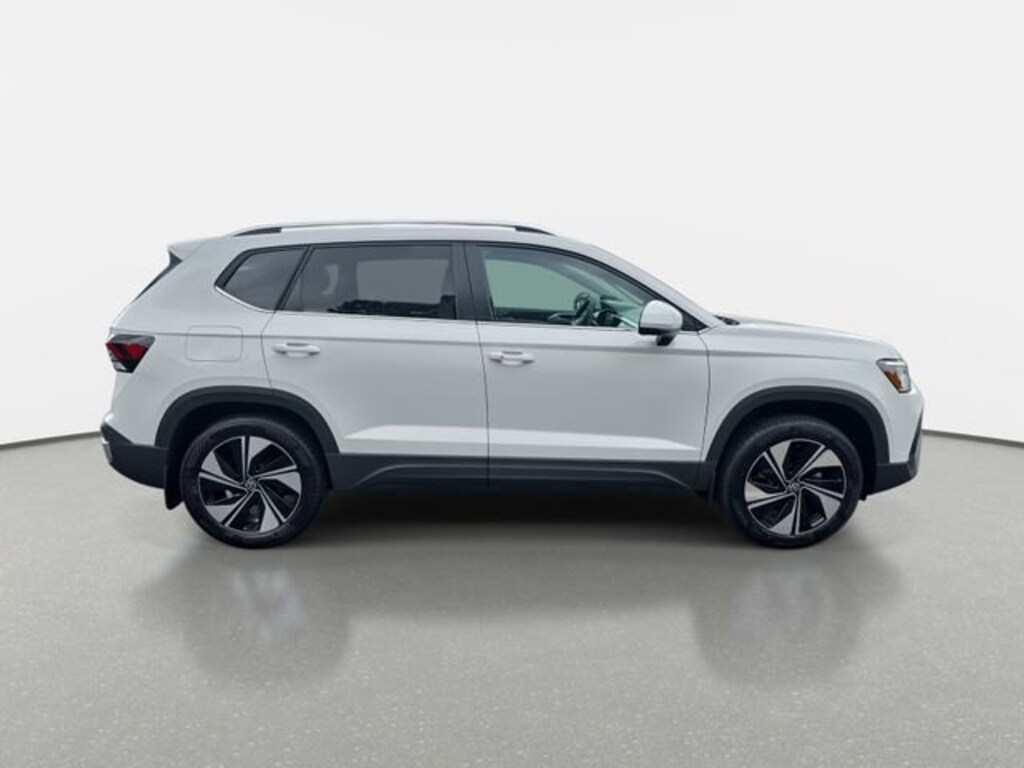 Used 2025 Volkswagen Taos 1.5T SE SUV