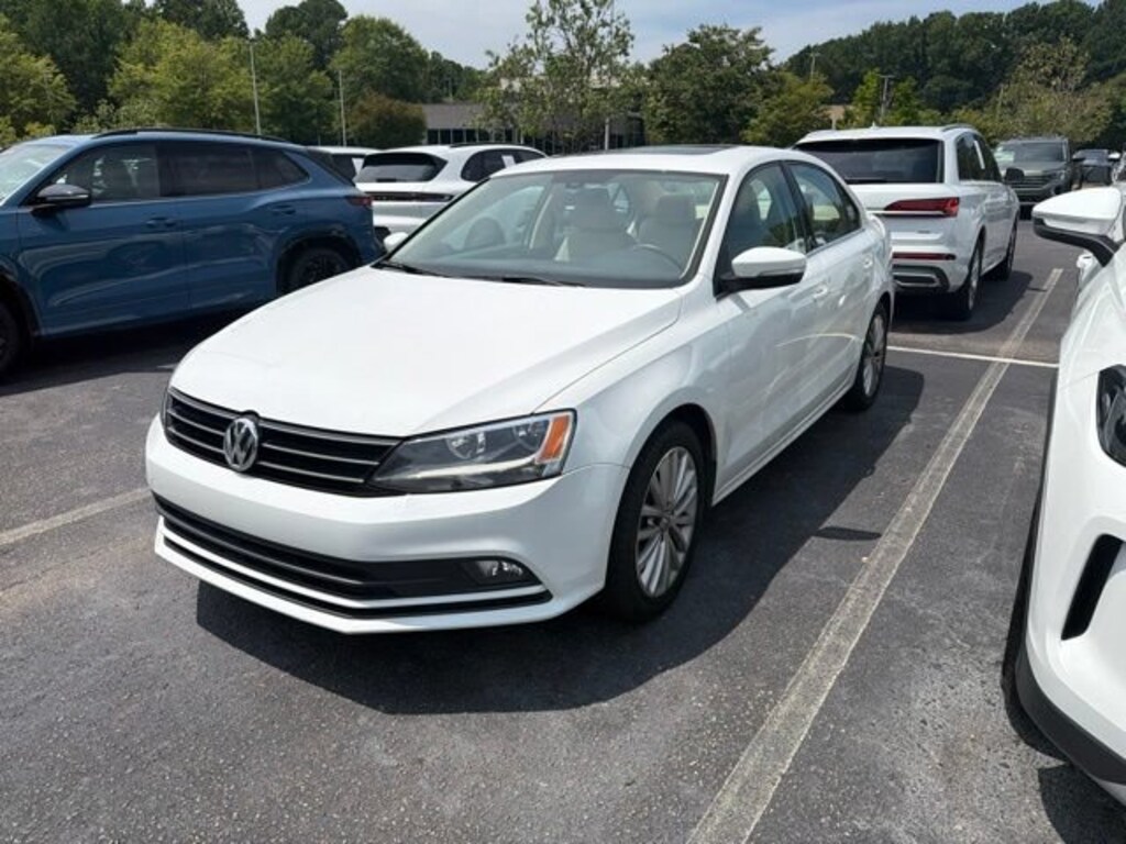 Used 2016 Volkswagen Jetta 1.8T SEL Sedan