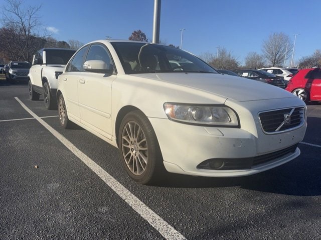 2010 Volvo S40 2.4i