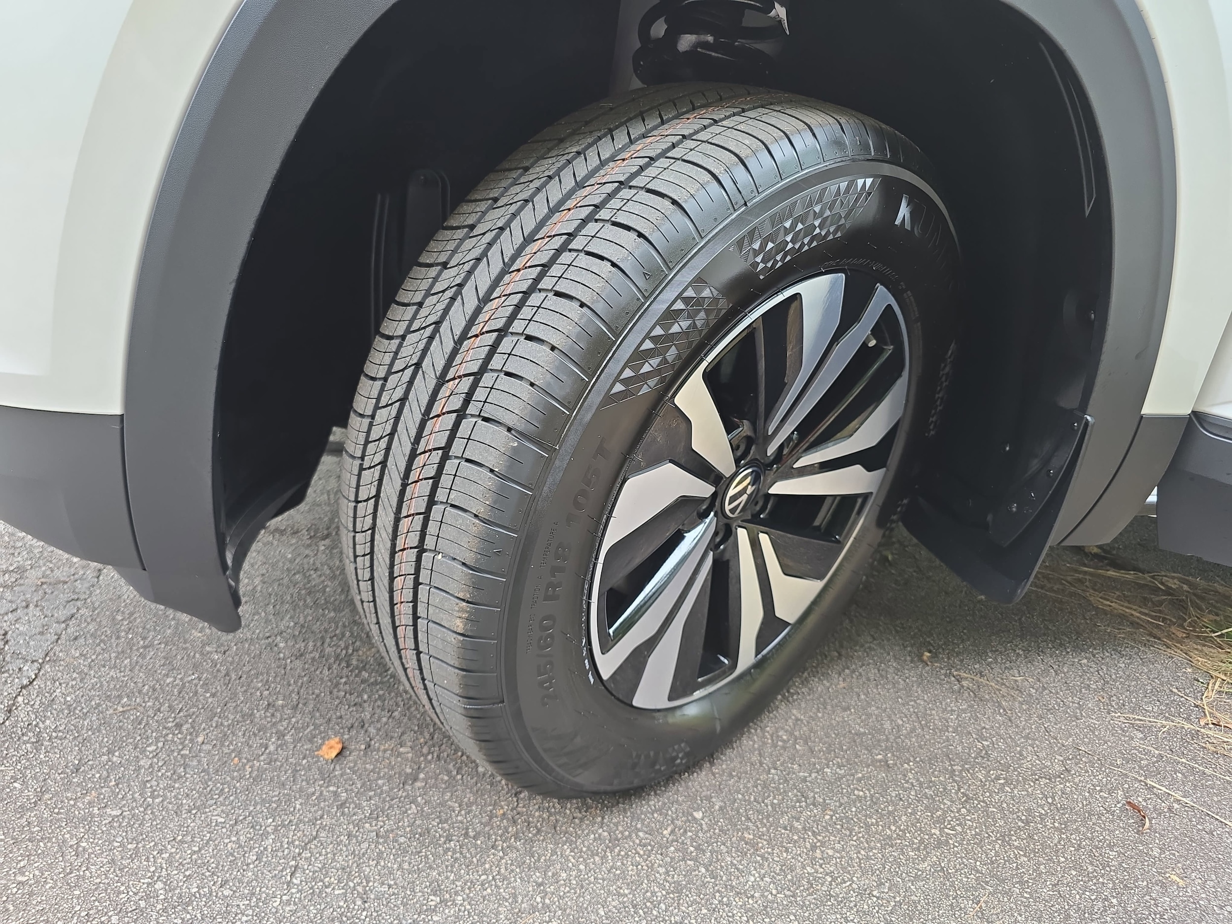 2026 Volkswagen Atlas SE - Photo 32