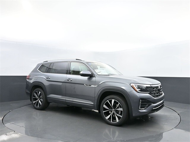 2025 Volkswagen Atlas SE Premium photo 3