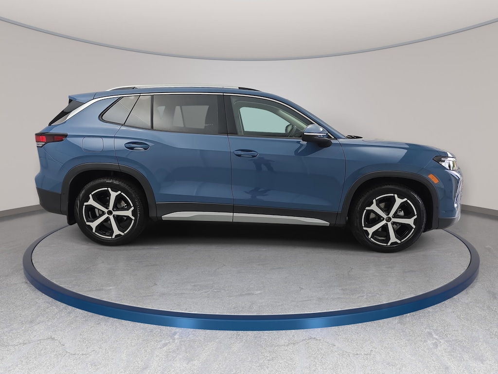 New 2026 Volkswagen Tiguan 2.0T SE SUV
