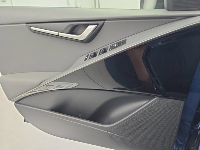 2023 Kia Niro EX - Photo 26