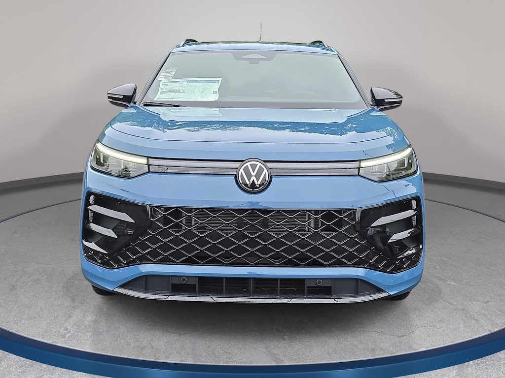 New 2026 Volkswagen Tiguan SE R-Line Black SUV