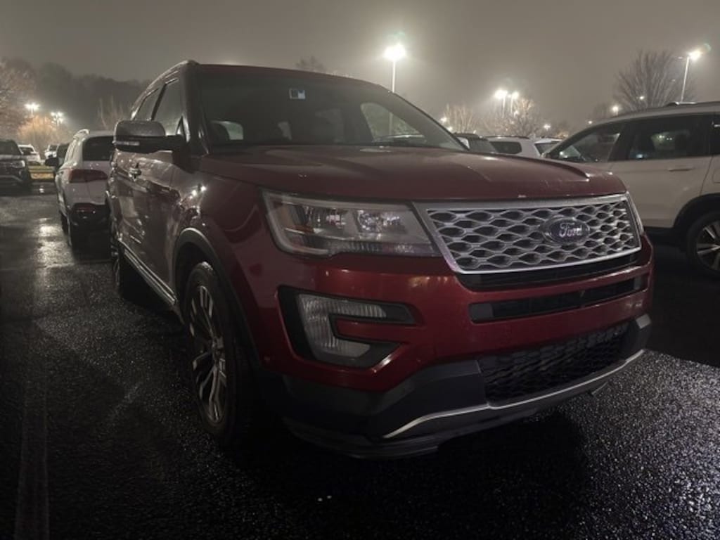 Used 2017 Ford Explorer Platinum SUV