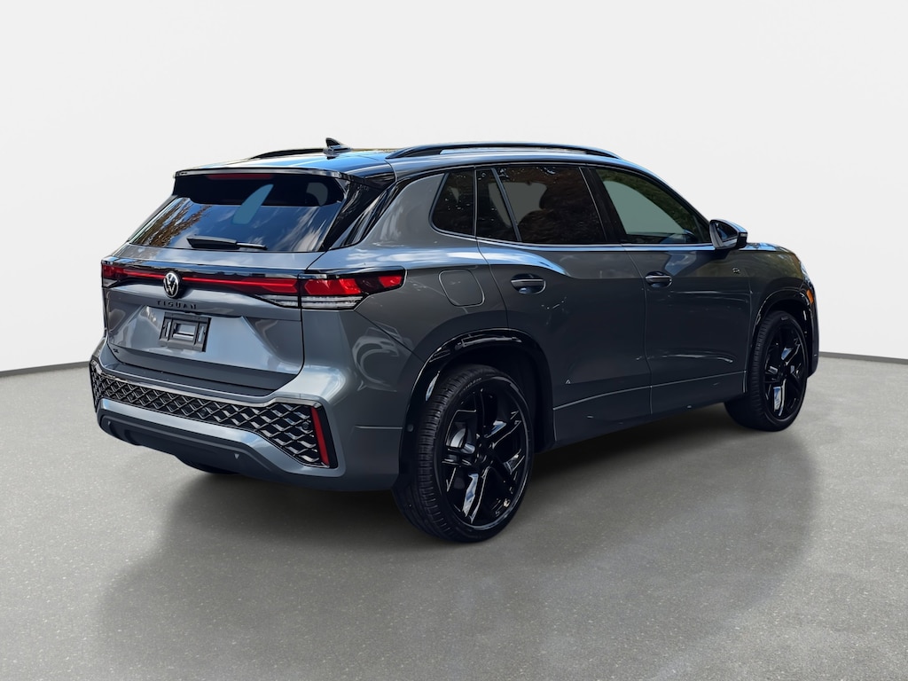 New 2026 Volkswagen Tiguan 2.0T SE SUV